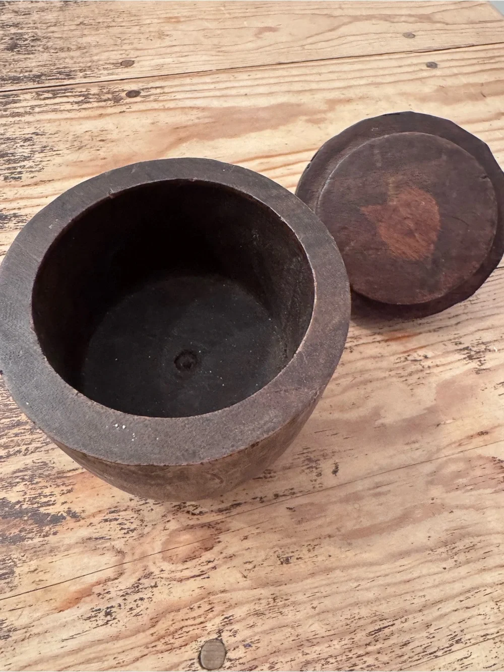CRATE AND BARREL WOODEN ACORN CONTAINER WITH CARVED LID trinket box